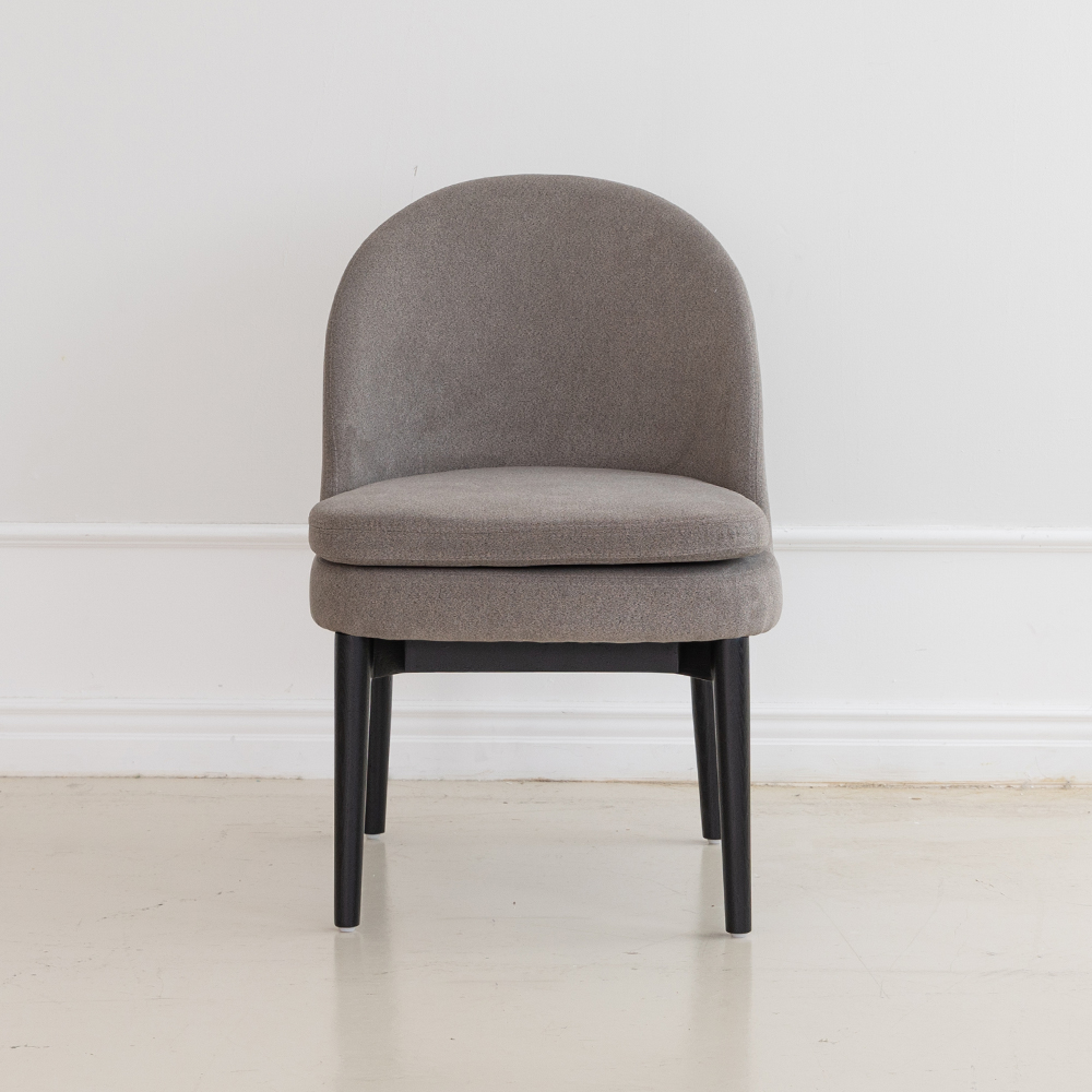 보울 체어. Bowl chair