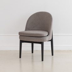 보울 체어. Bowl chair