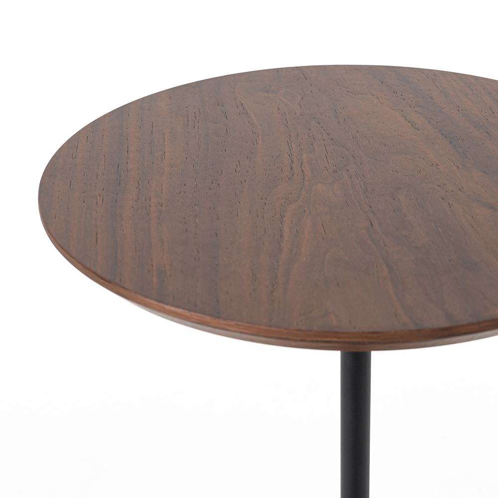 룩 사이드 테이블. Rook side table