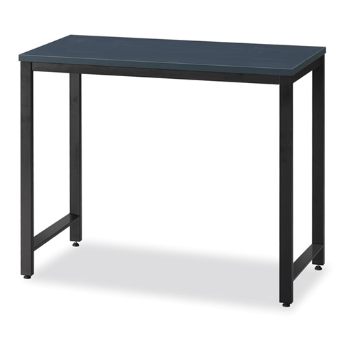 디셀 카페&바 테이블