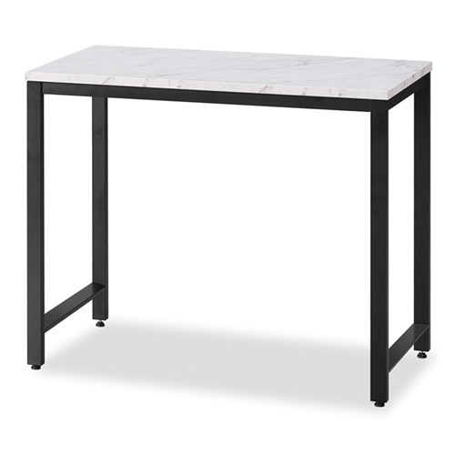 디셀 카페&바 테이블