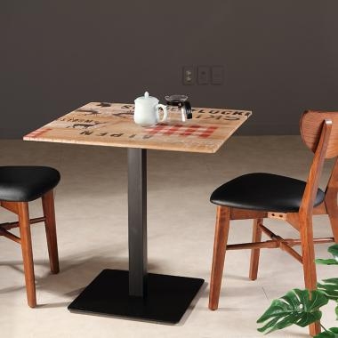 미란다 블랙 다리