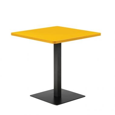 미란다 블랙 다리