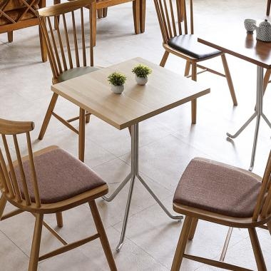 조지아 삼각 테이블 다리