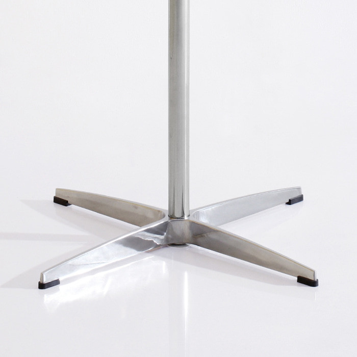 크로스 테이블다리