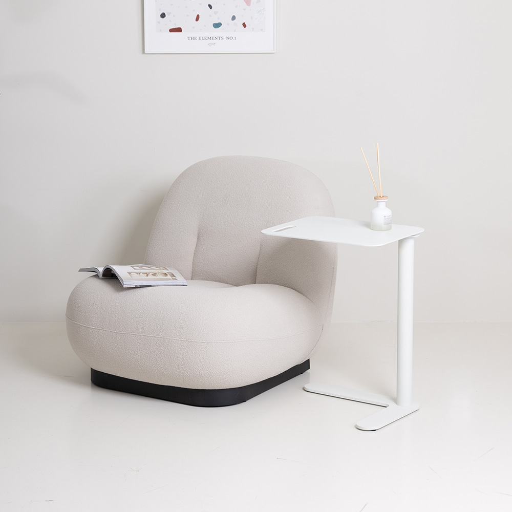 앵글 사이드 테이블. Angle Side Table