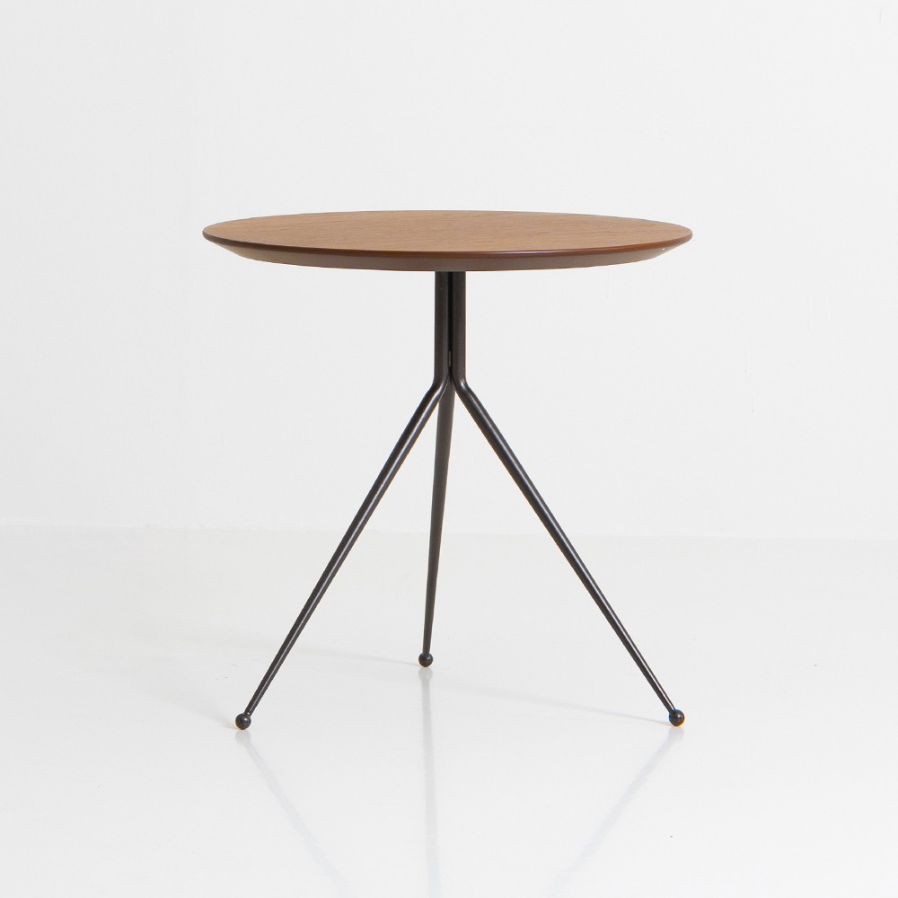 레이 사이드 테이블. Ray side table