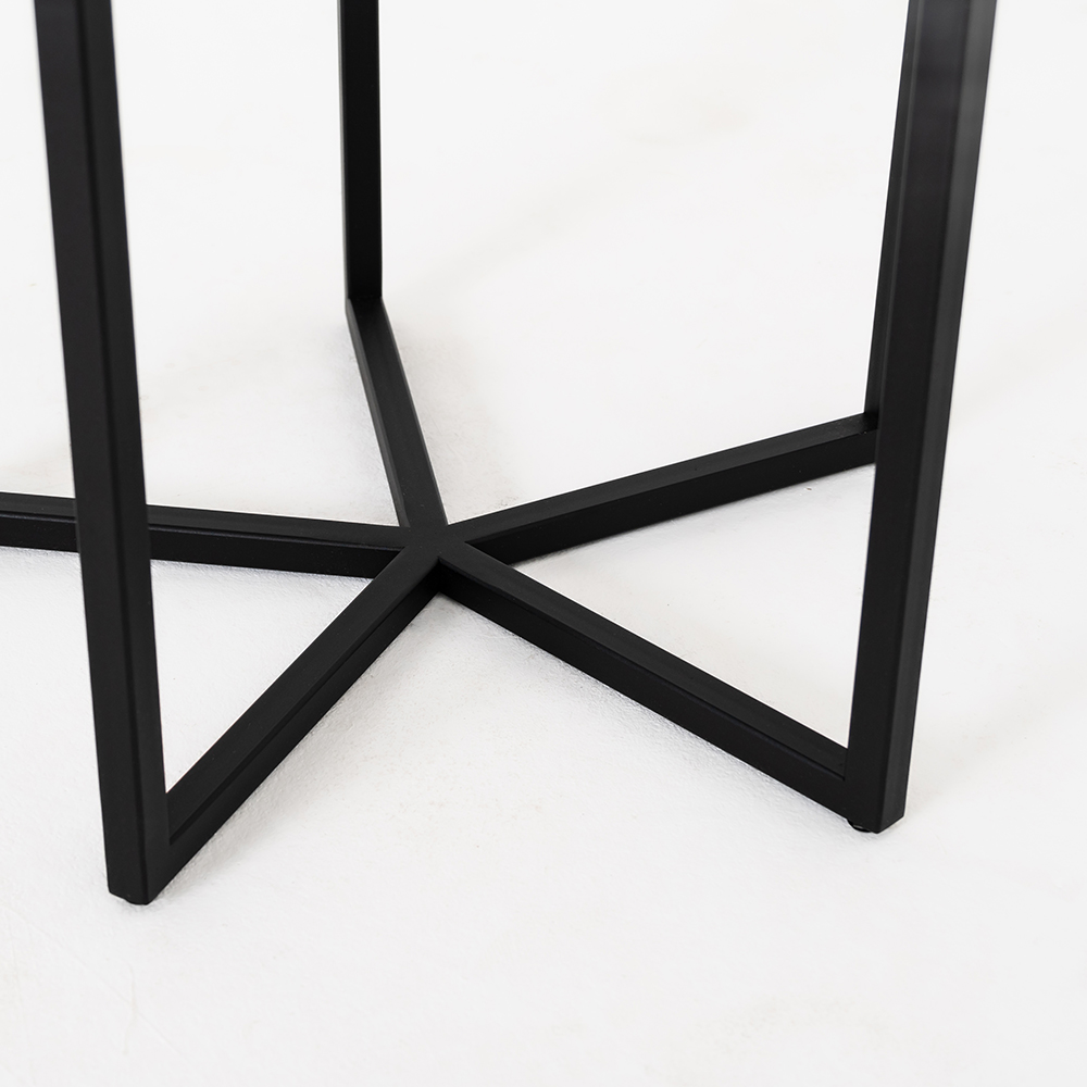 애스터 사이드 테이블. Aster side table