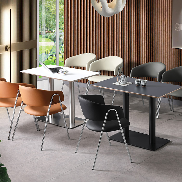 오리나 철재 의자