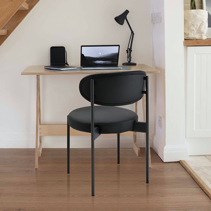 폰스 철재 의자