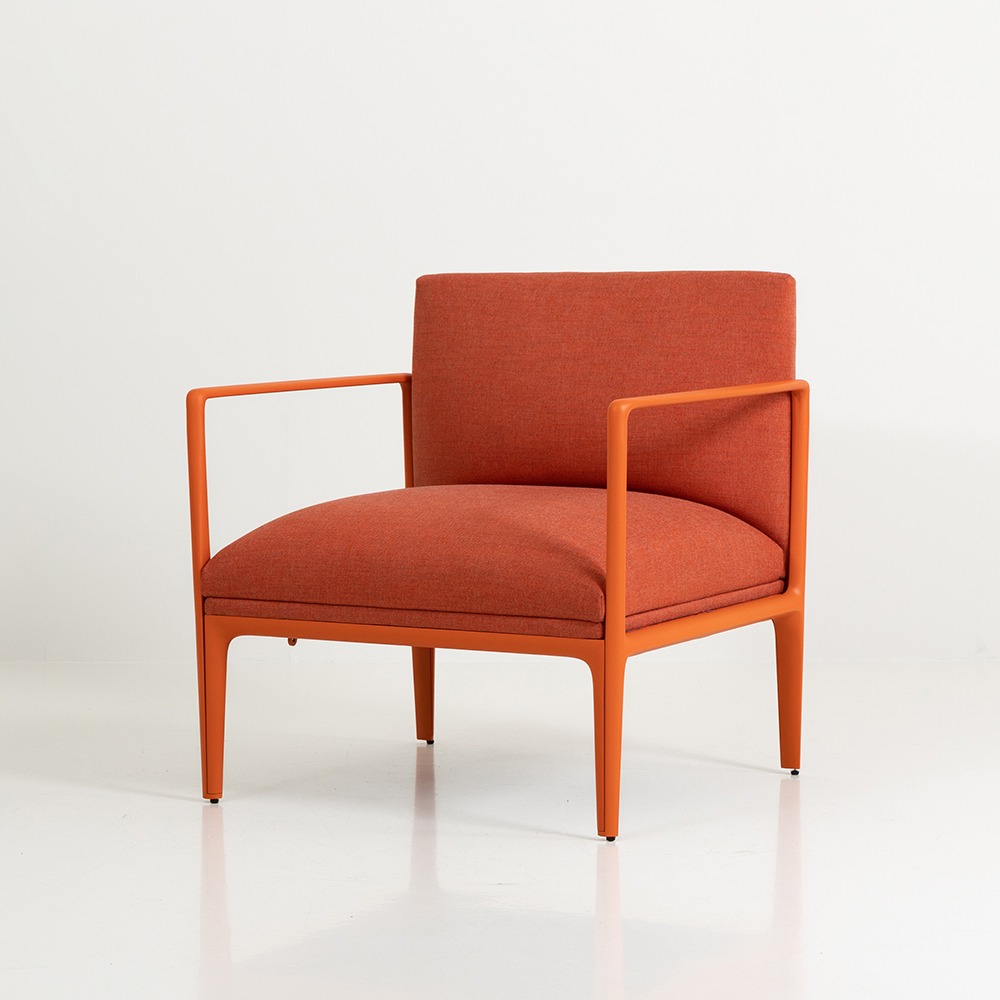 팜 알루미늄 암 소파. Fam Aluminium Arm Sofa