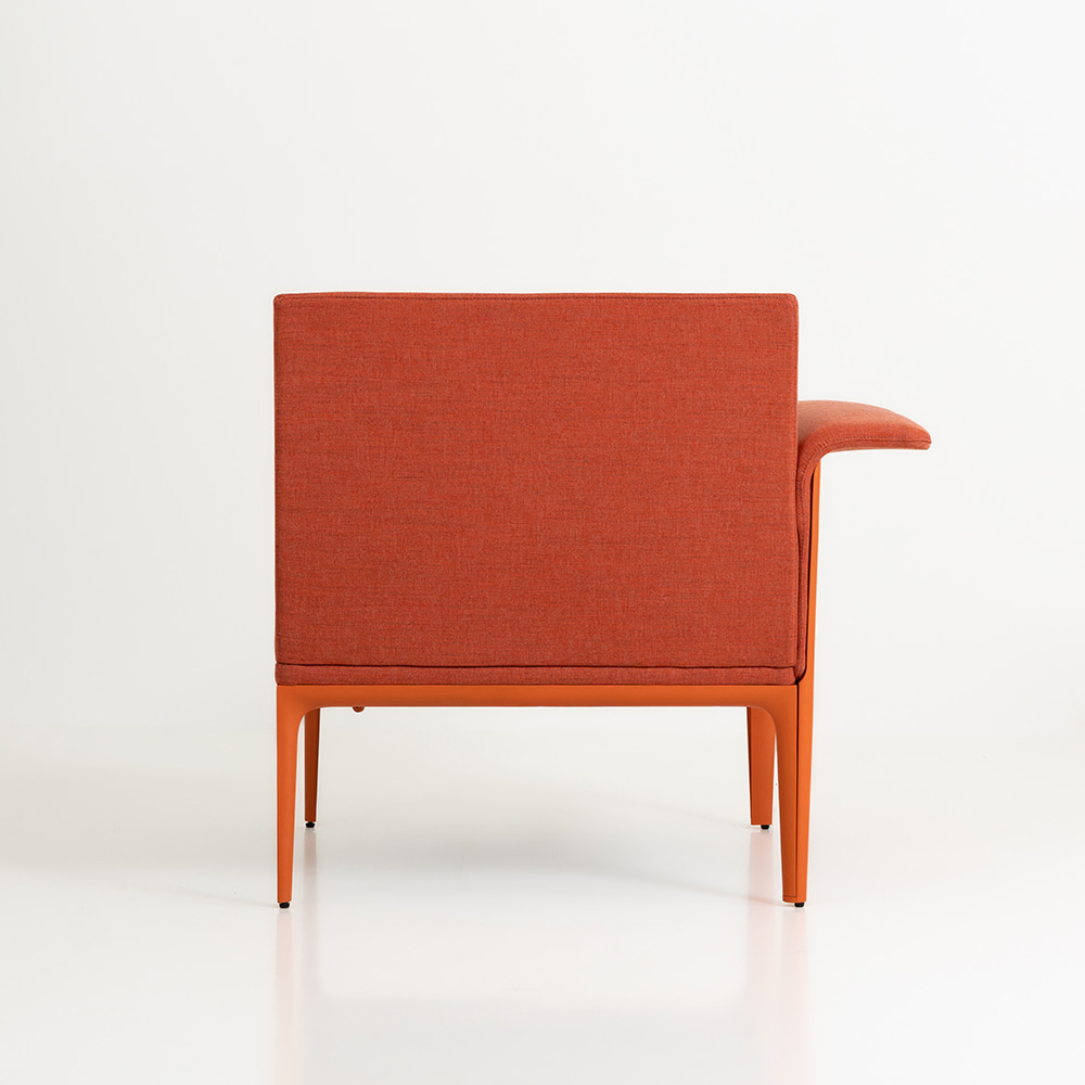 팜 커브드 암 소파[R]. Fam Curved Arm Sofa[Right]