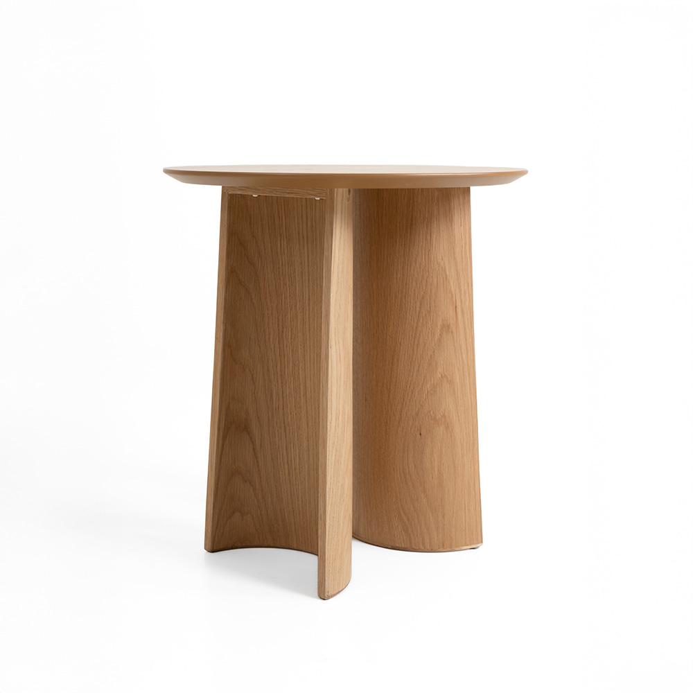 버터플라이 사이드 테이블. Butterfly Side Table