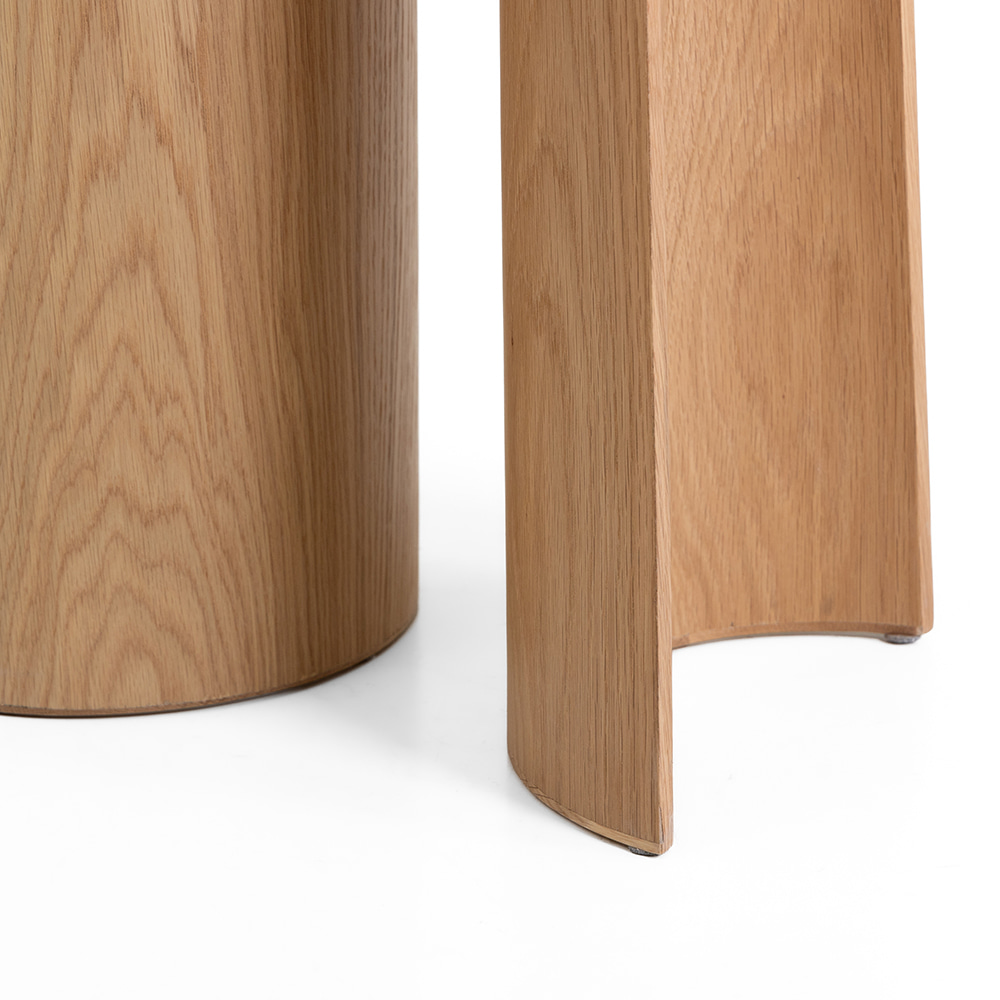 버터플라이 사이드 테이블. Butterfly Side Table