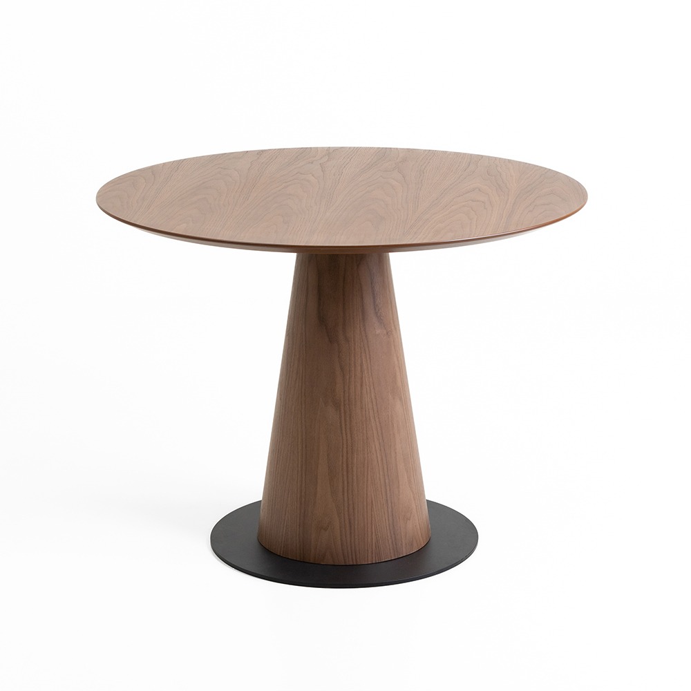 비트윈 다이닝 테이블. Between Dining Table