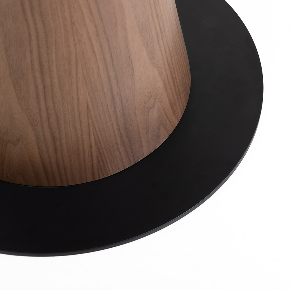 비트윈 다이닝 테이블. Between Dining Table