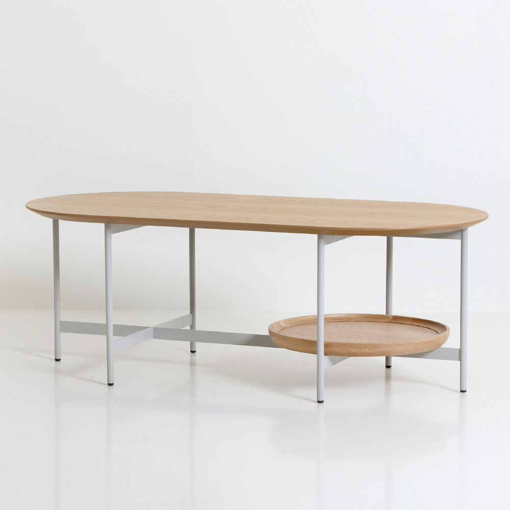 하이드 소파 테이블. Hide sofa table