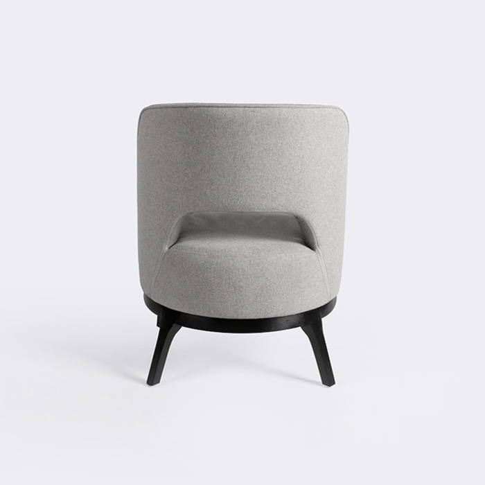 컴팩트 라운지 체어. Compact lounge chair (라이트그레이)