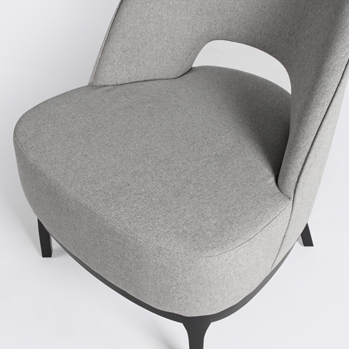 컴팩트 라운지 체어. Compact lounge chair (라이트그레이)