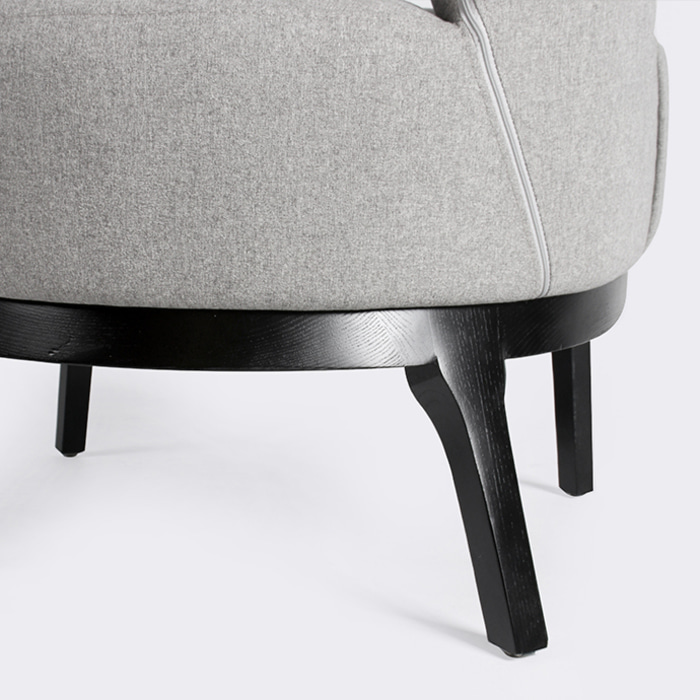 컴팩트 라운지 체어. Compact lounge chair (라이트그레이)