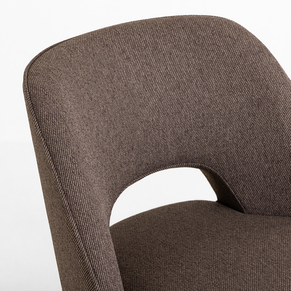 컴팩트 라운지 체어. Compact lounge chair (라이트그레이)