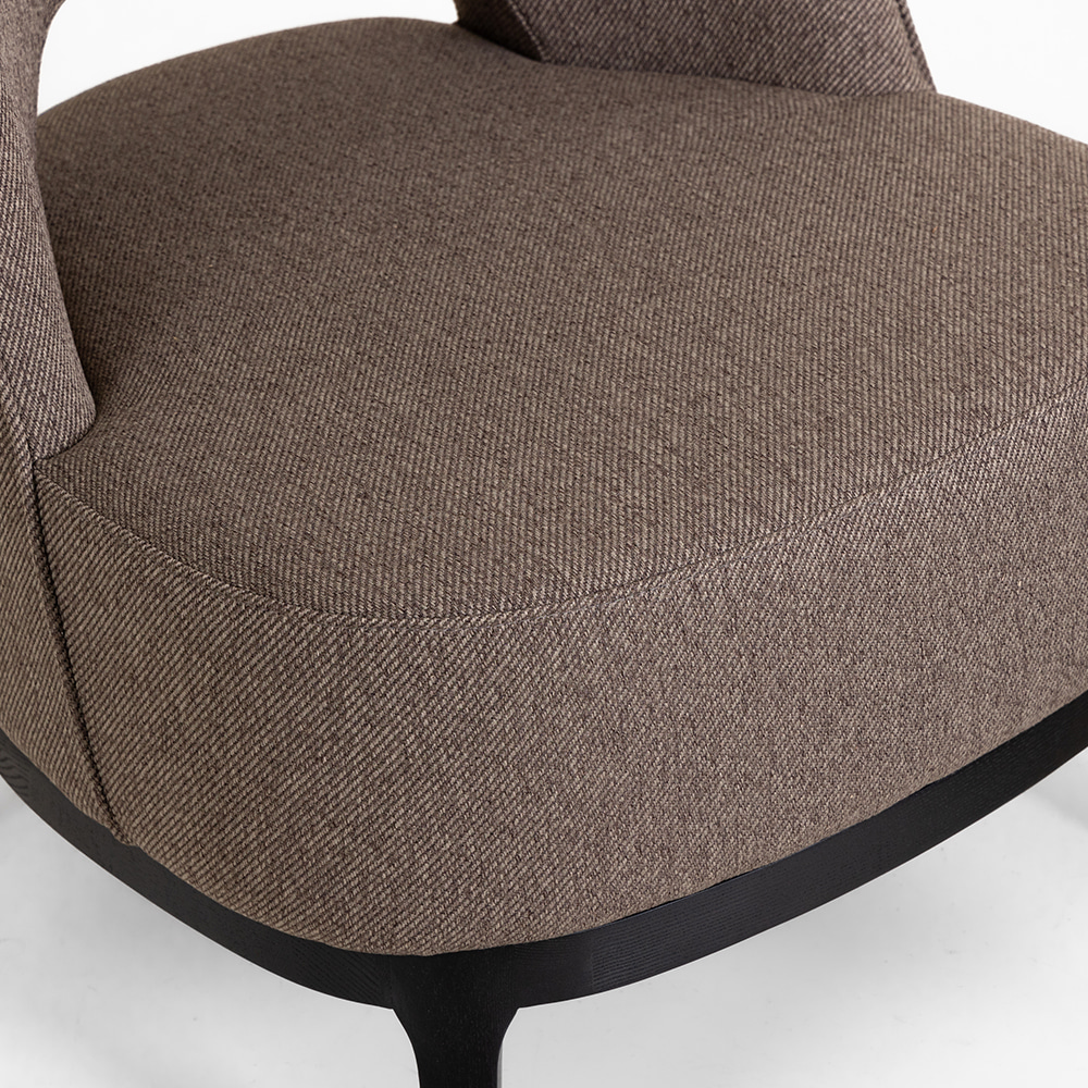 컴팩트 라운지 체어. Compact lounge chair (라이트그레이)