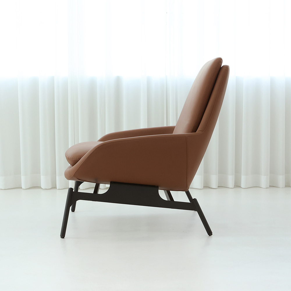 위너 라운지 체어. Winner lounge chair (카멜)