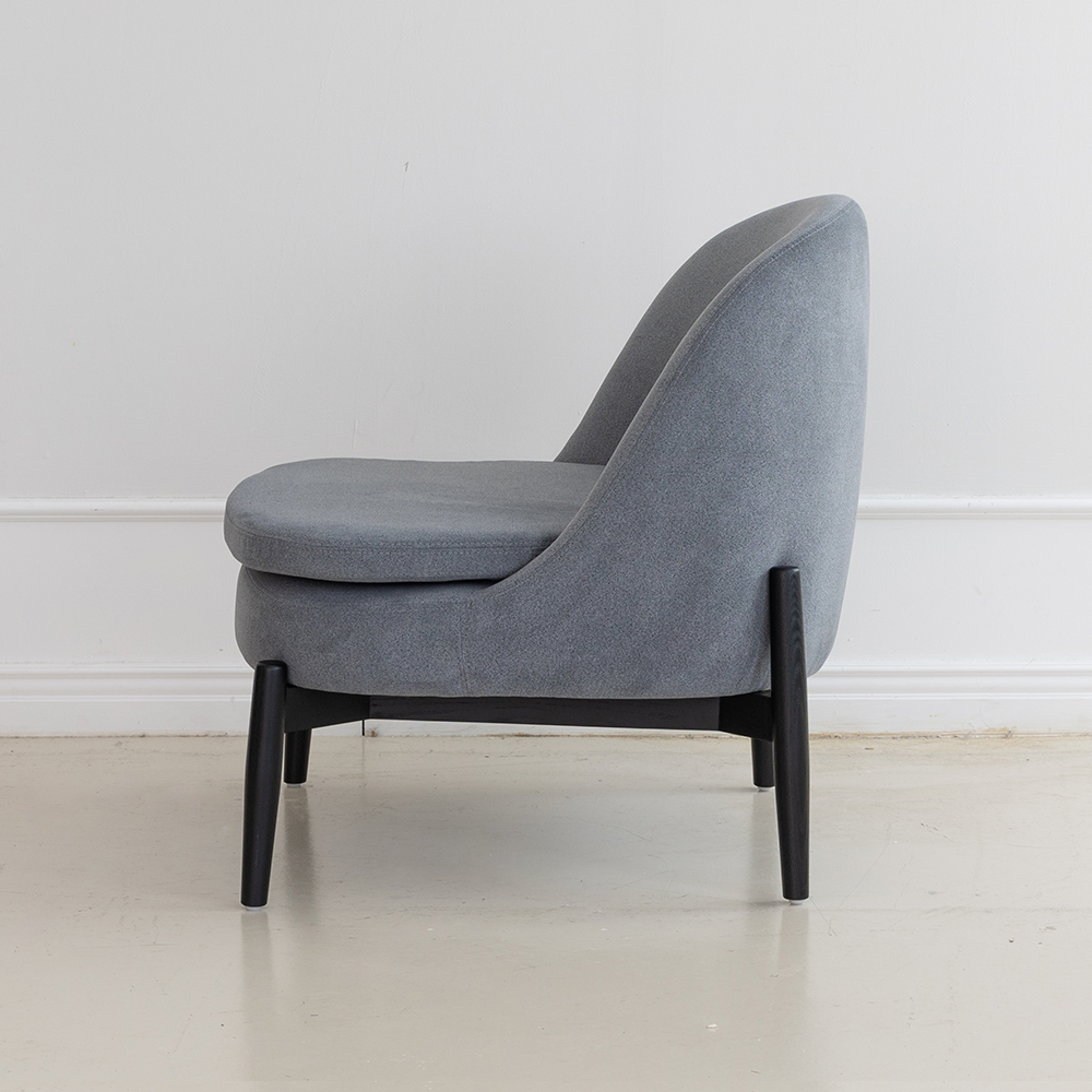 보울 라운지 체어. Bowl lounge chair