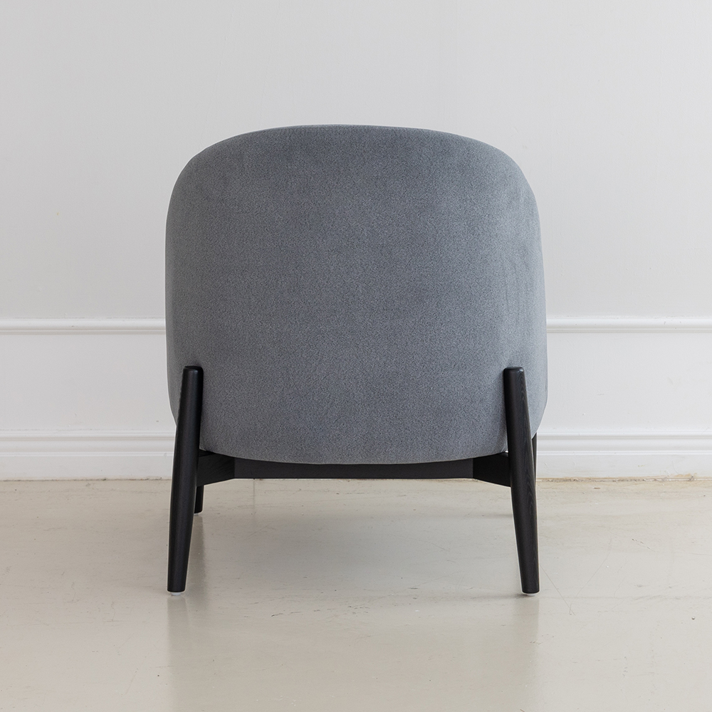 보울 라운지 체어. Bowl lounge chair