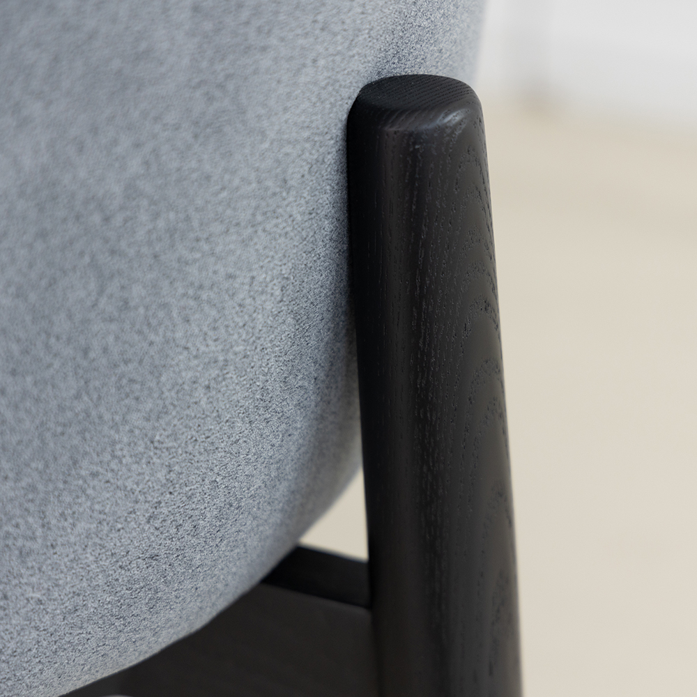 보울 라운지 체어. Bowl lounge chair