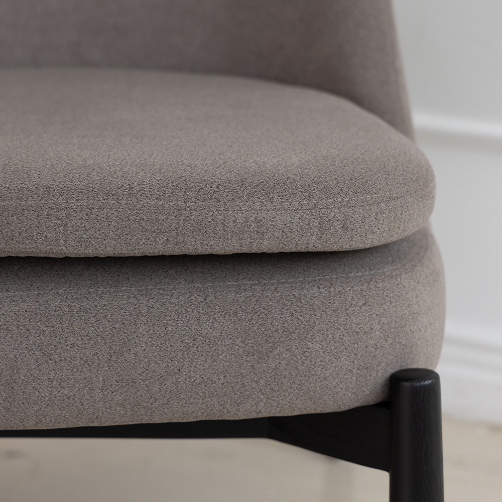 보울 라운지 체어. Bowl lounge chair