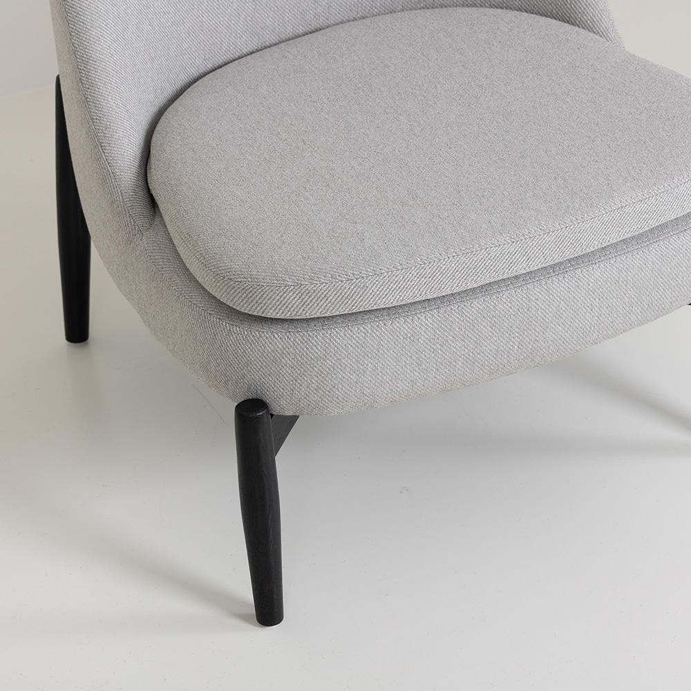 보울 라운지 체어. Bowl lounge chair