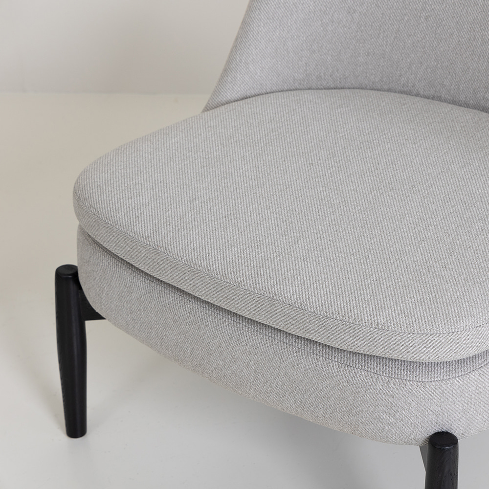 보울 라운지 체어. Bowl lounge chair