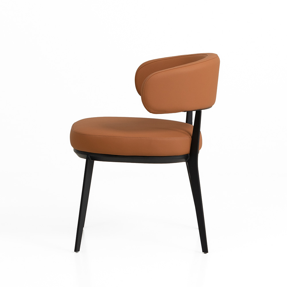 치치 체어. Cicci Chair