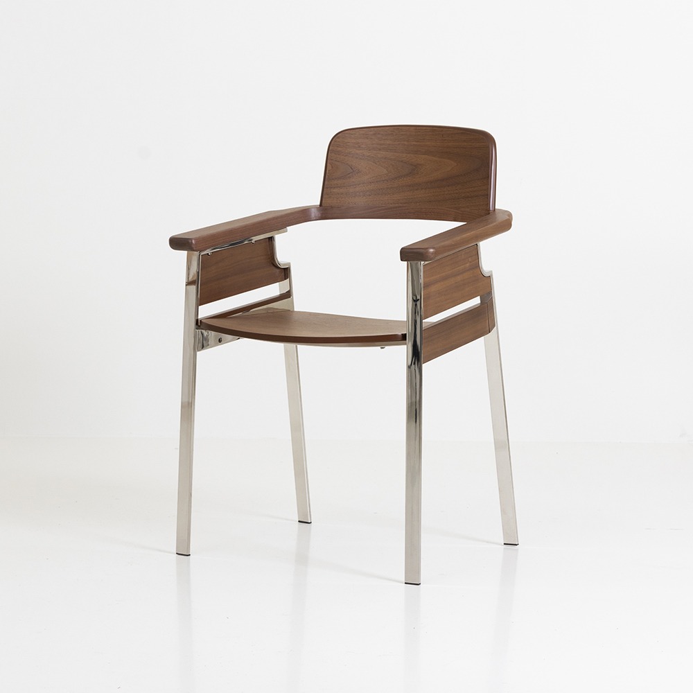 칼리프 암체어. Khalife armchair