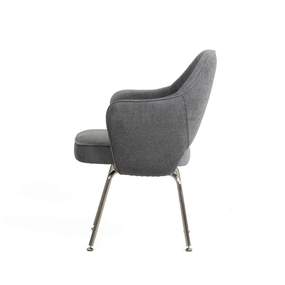 네버 암체어. Never Armchair