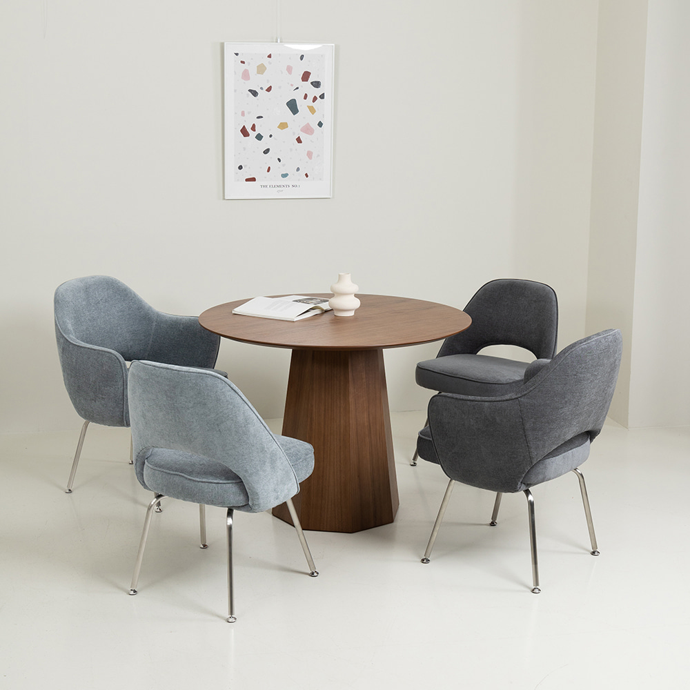 네버 암체어. Never Armchair