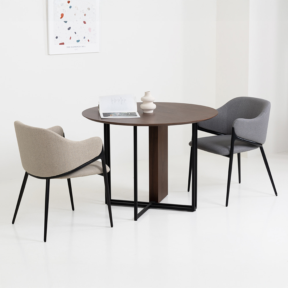 데오 암체어. Deo Armchair