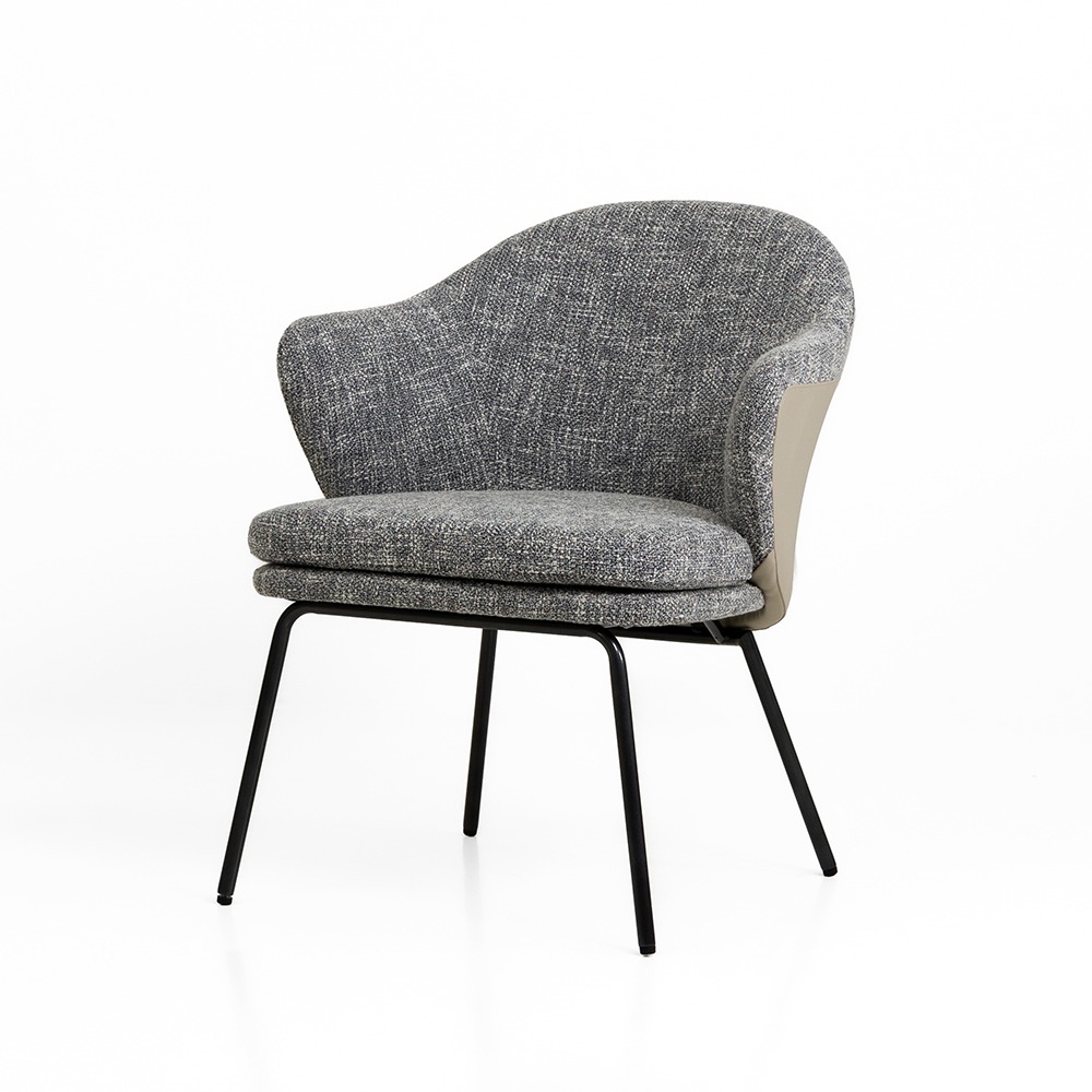애니 암체어. Ani Armchair