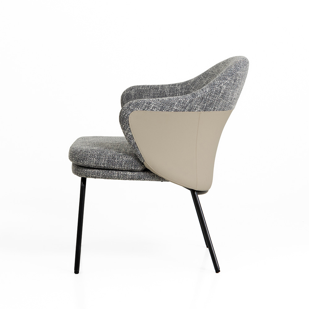 애니 암체어. Ani Armchair
