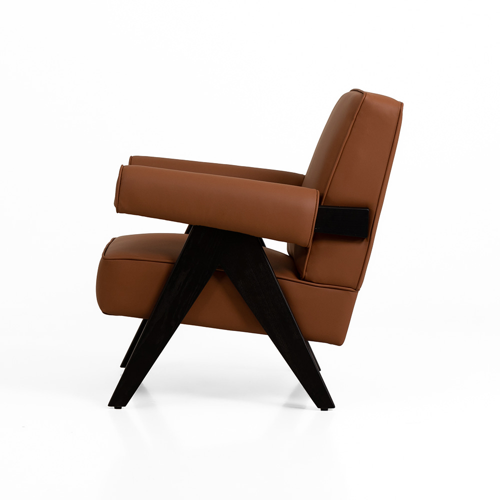 피콜로 라운지 체어. Piccolo Lounge Chair