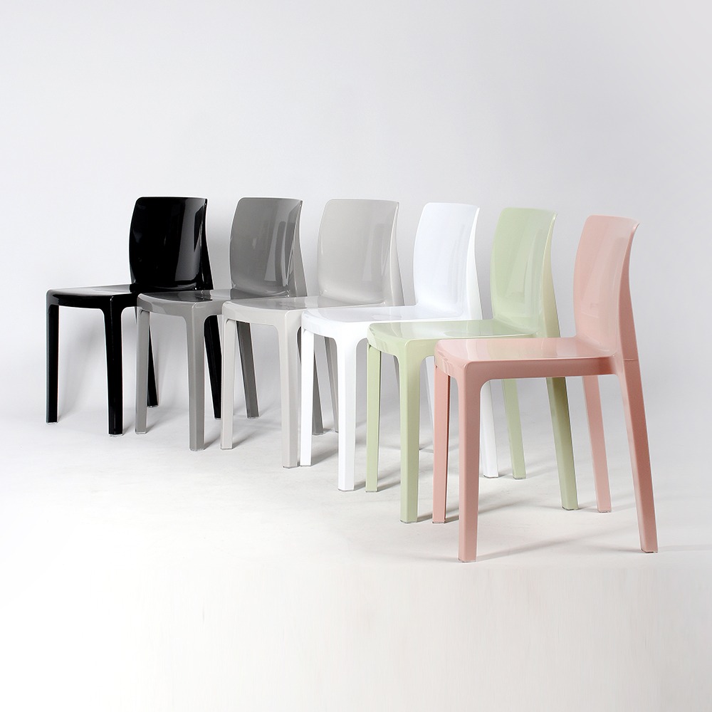 해리 P 체어. Harry P chair